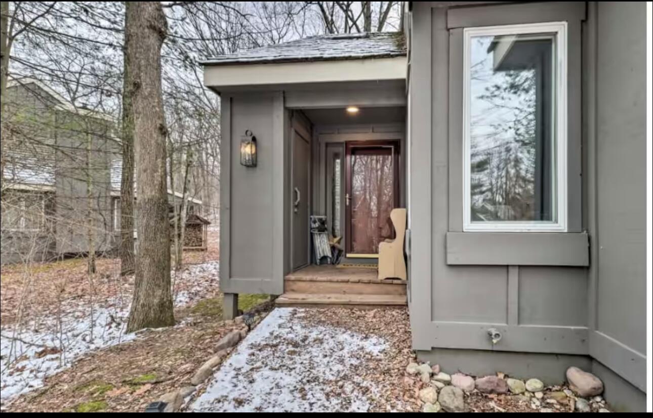 48 Telstar, Lake Harmony, Pennsylvania image 1