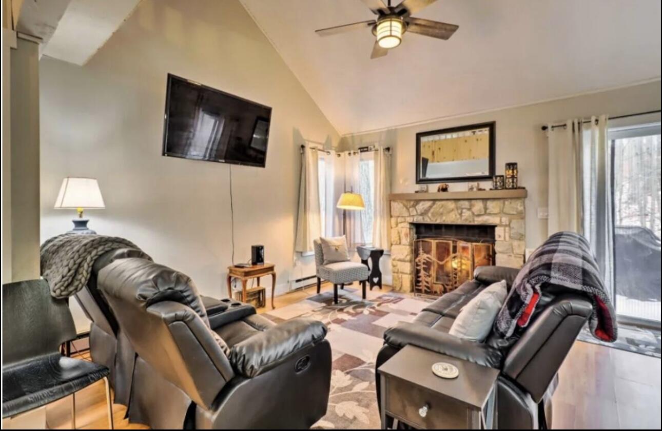 48 Telstar, Lake Harmony, Pennsylvania image 3