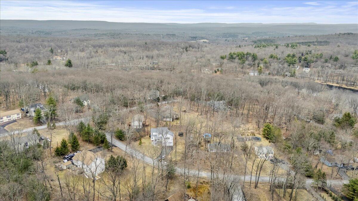 3211 Lake View Drive, Henryville, Pennsylvania image 48