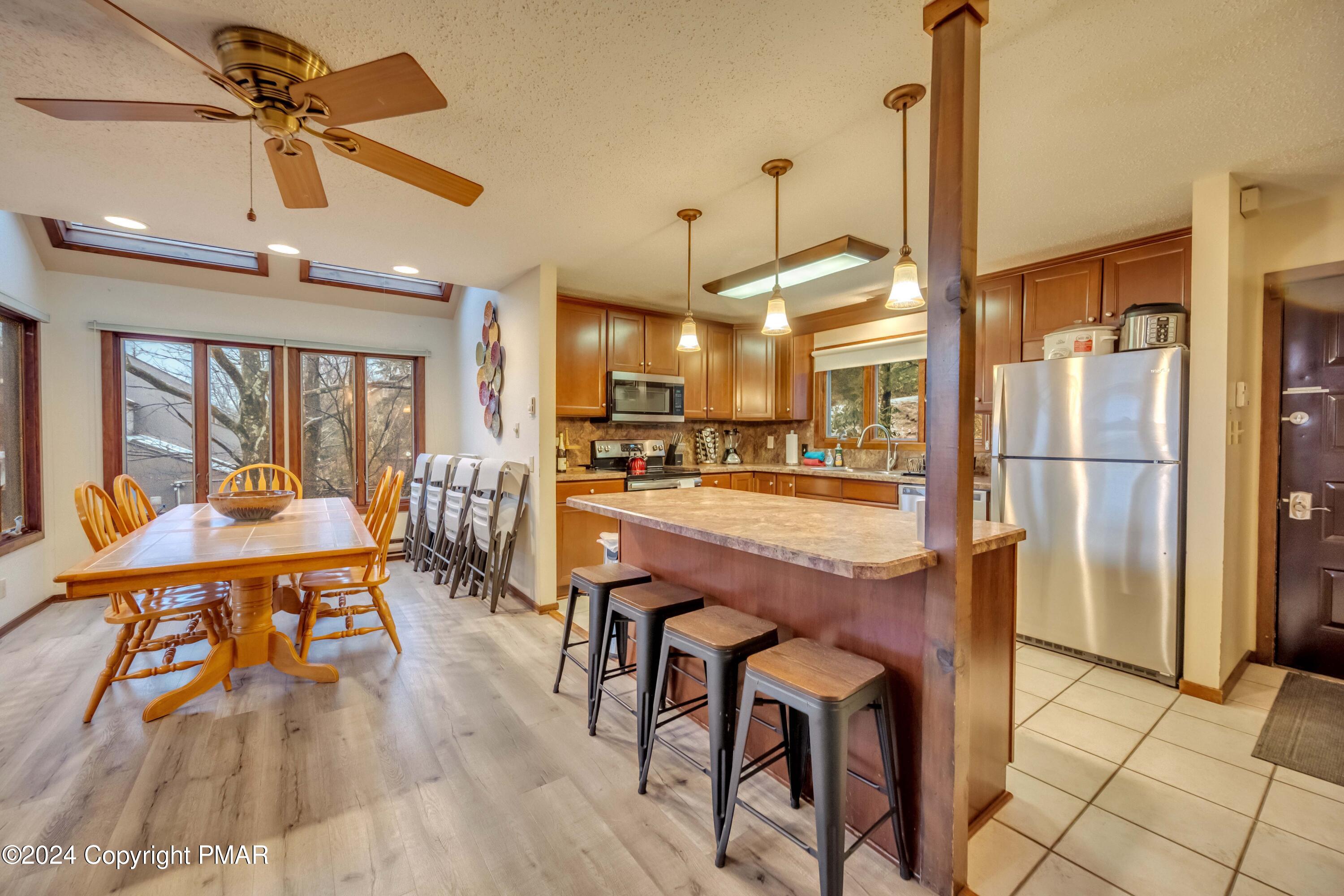 295 Overlook Way, Tannersville, Pennsylvania image 6