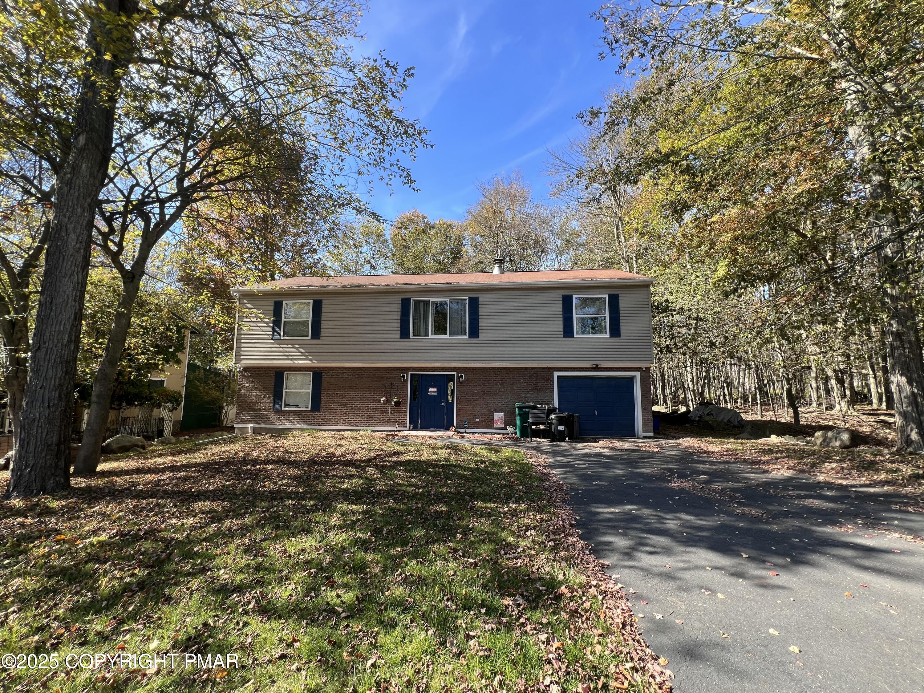 897 Country Place Drive