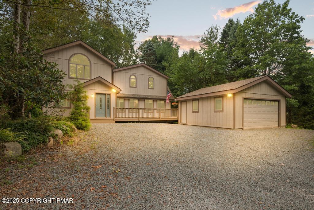 5532 Woodland Avenue