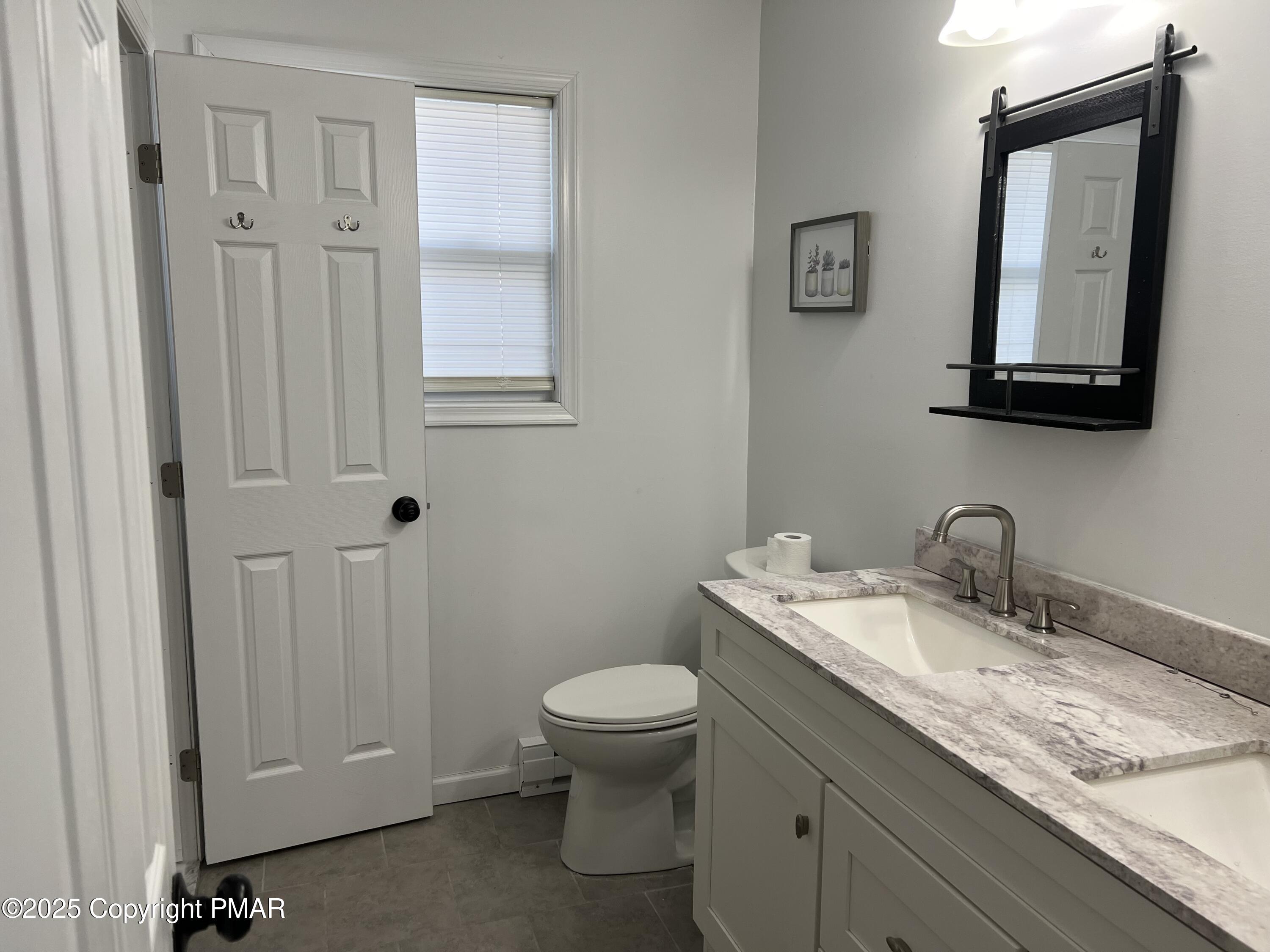4506 Briarcliff Te Terrace, Tobyhanna, Pennsylvania image 11