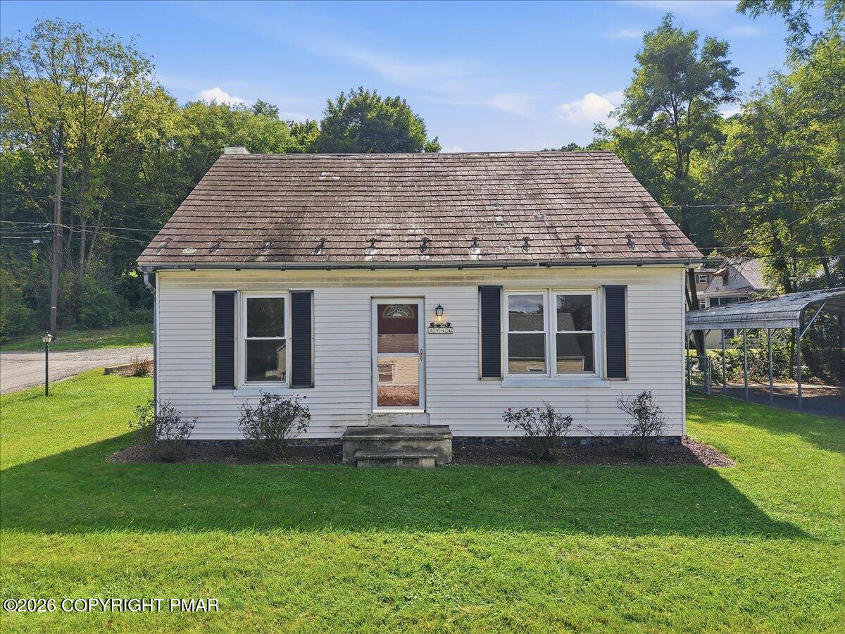 3744 Redbud Drive