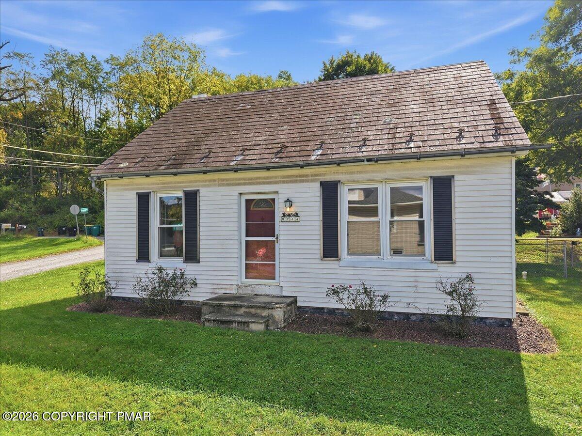 3744 Redbud Drive