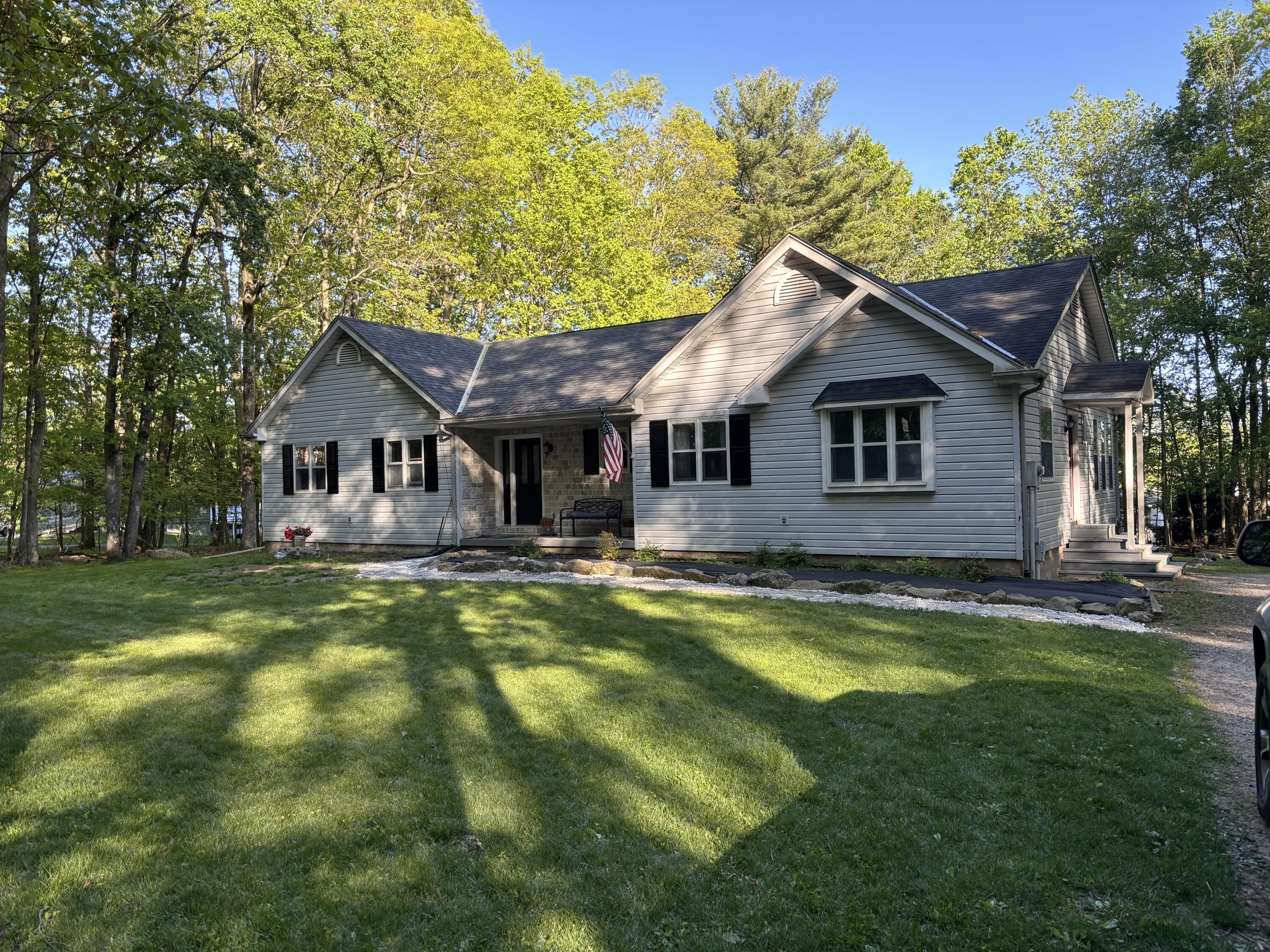 462 Plane Street, Weatherly, Pennsylvania image 2