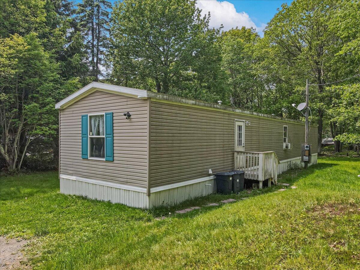 314 Summit Avenue, Pocono Summit, Pennsylvania image 3