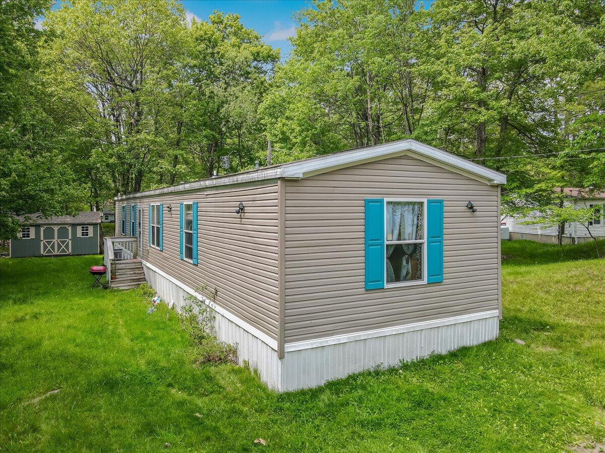 314 Summit Avenue, Pocono Summit, Pennsylvania image 1