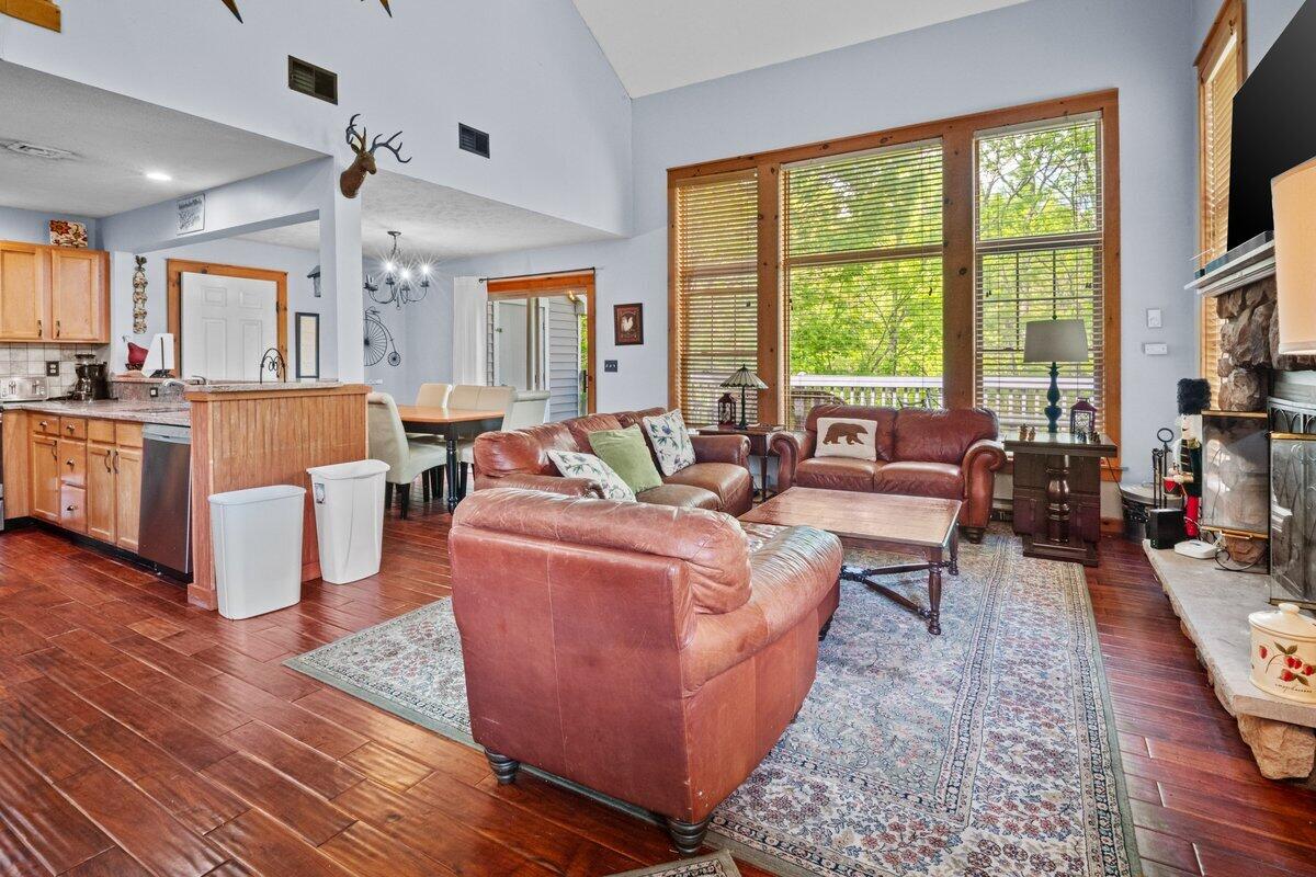 2210 Camelback Drive, Tannersville, Pennsylvania image 10