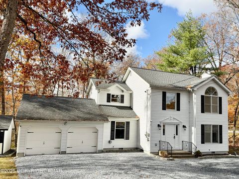Homes For Sale - 104 Dunchurch Drive<br/> Bushkill, PA 18324