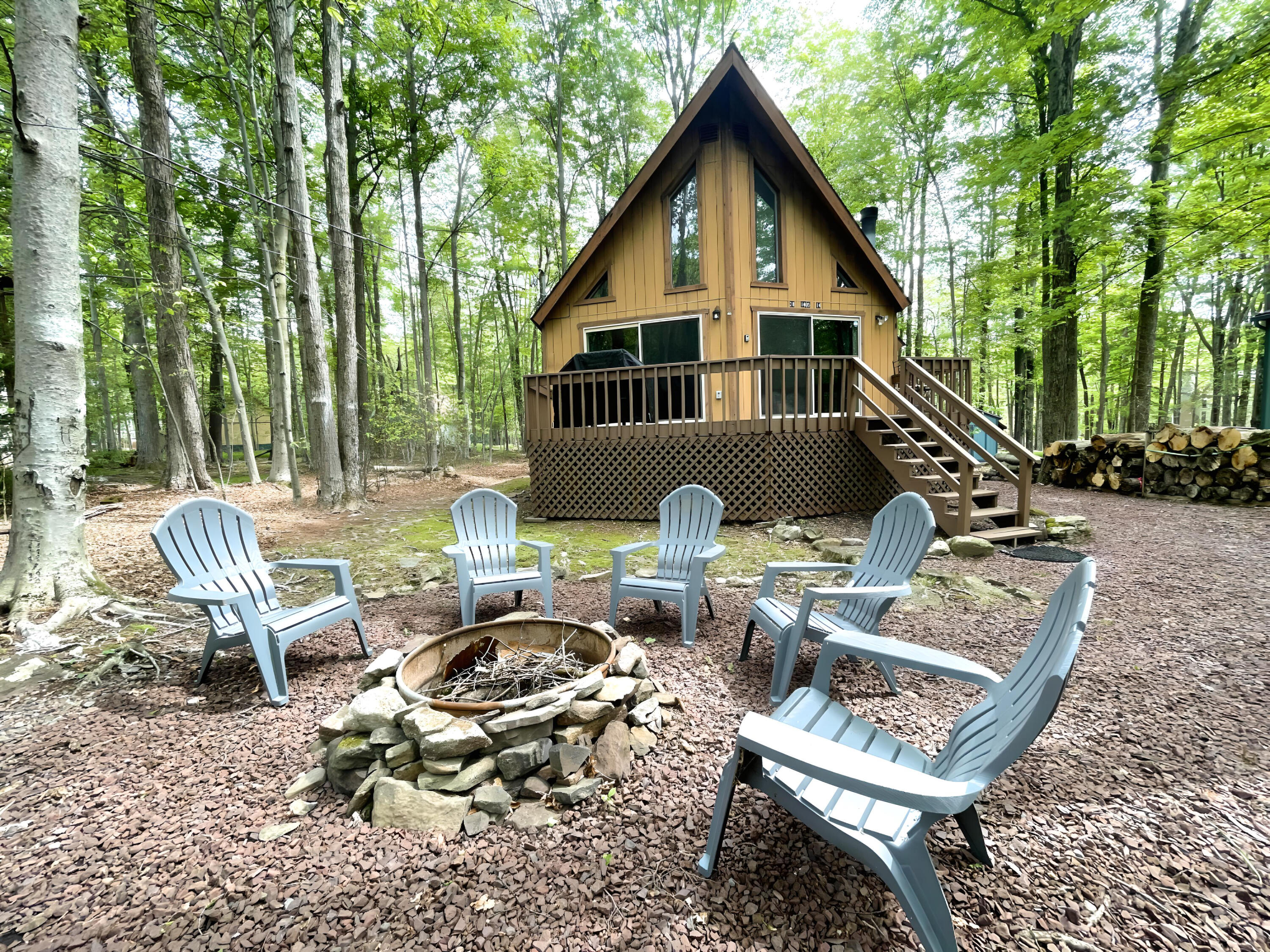 1111 Wiconisco Drive, Pocono Lake, Pennsylvania image 1