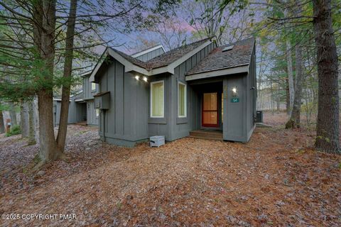 54 Downhill Lake Harmony PA 18624