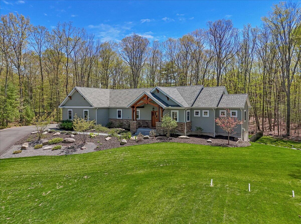 352 Joanne Court, Bartonsville, Pennsylvania image 9
