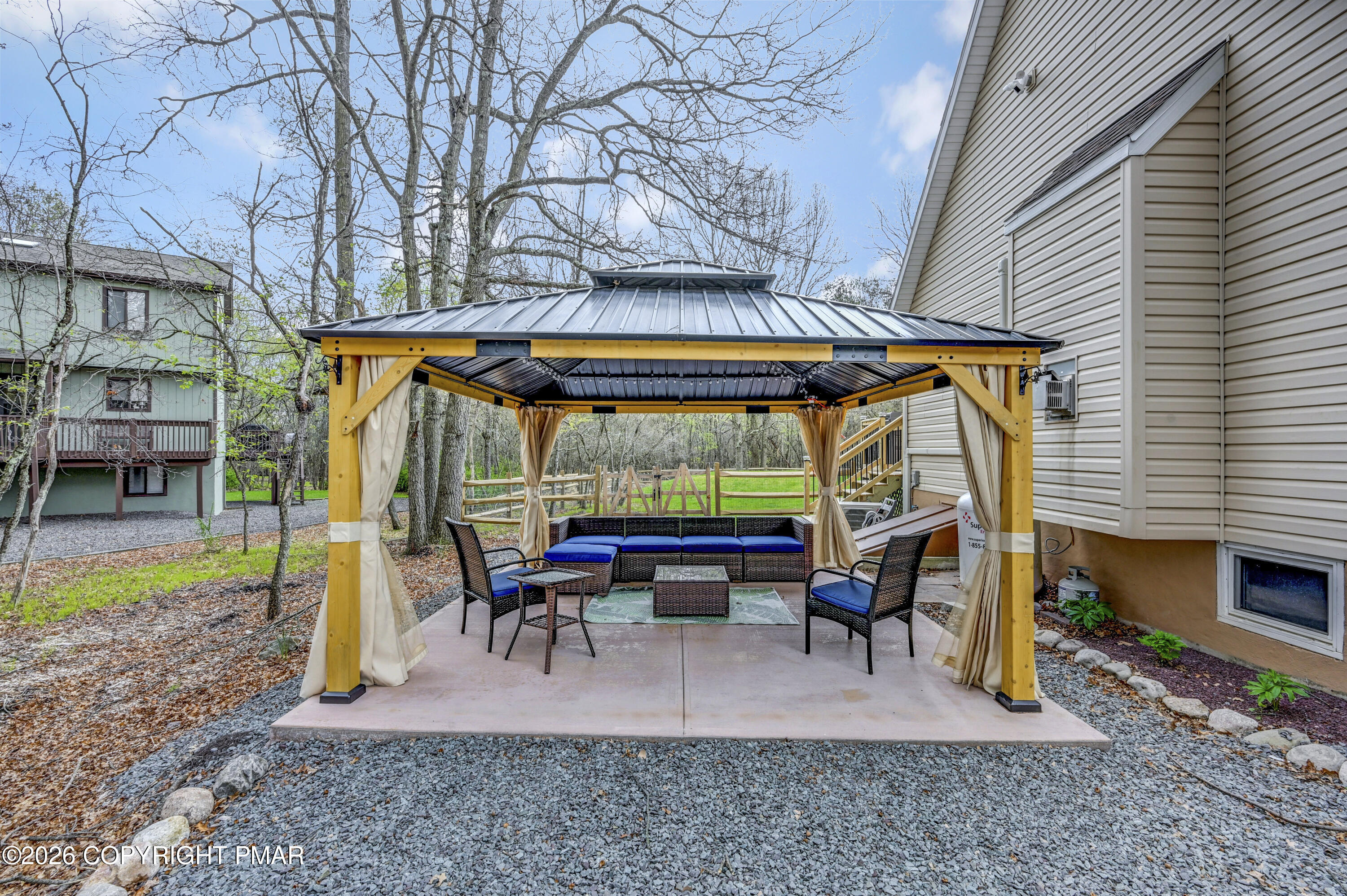 52 Tennyson Circle