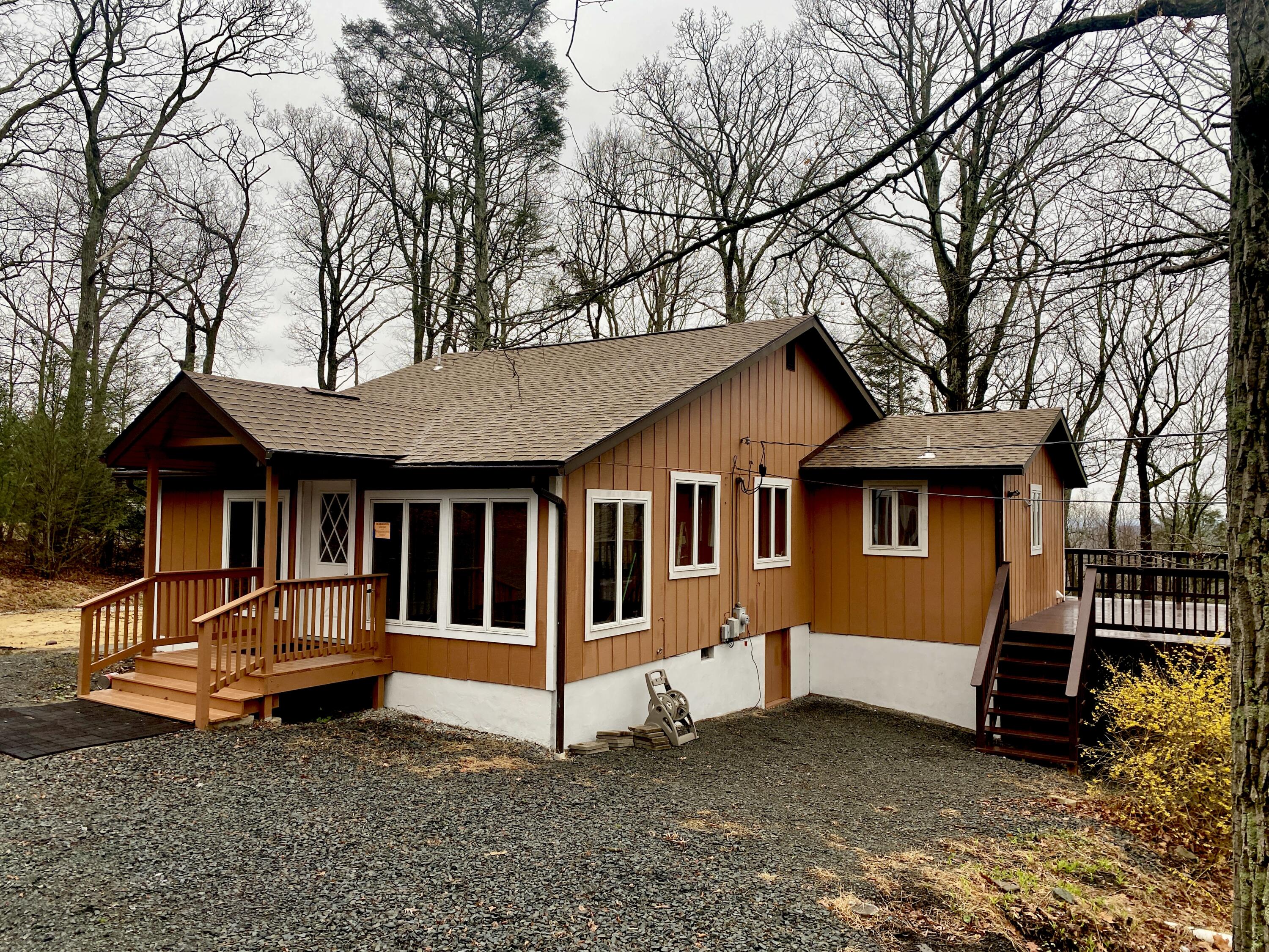 3493 Farview Drive, East Stroudsburg, Pennsylvania image 2