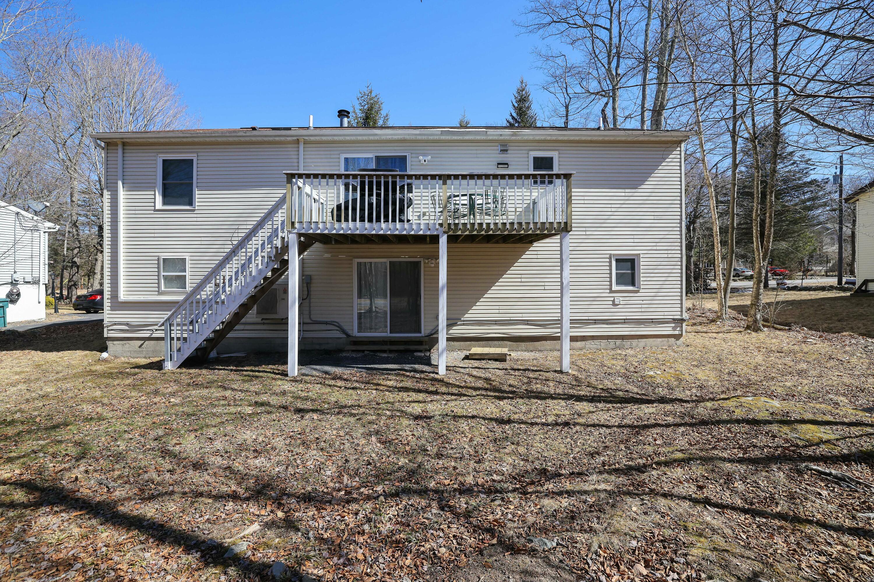 4587 Briarcliff Terrace, Tobyhanna, Pennsylvania image 3