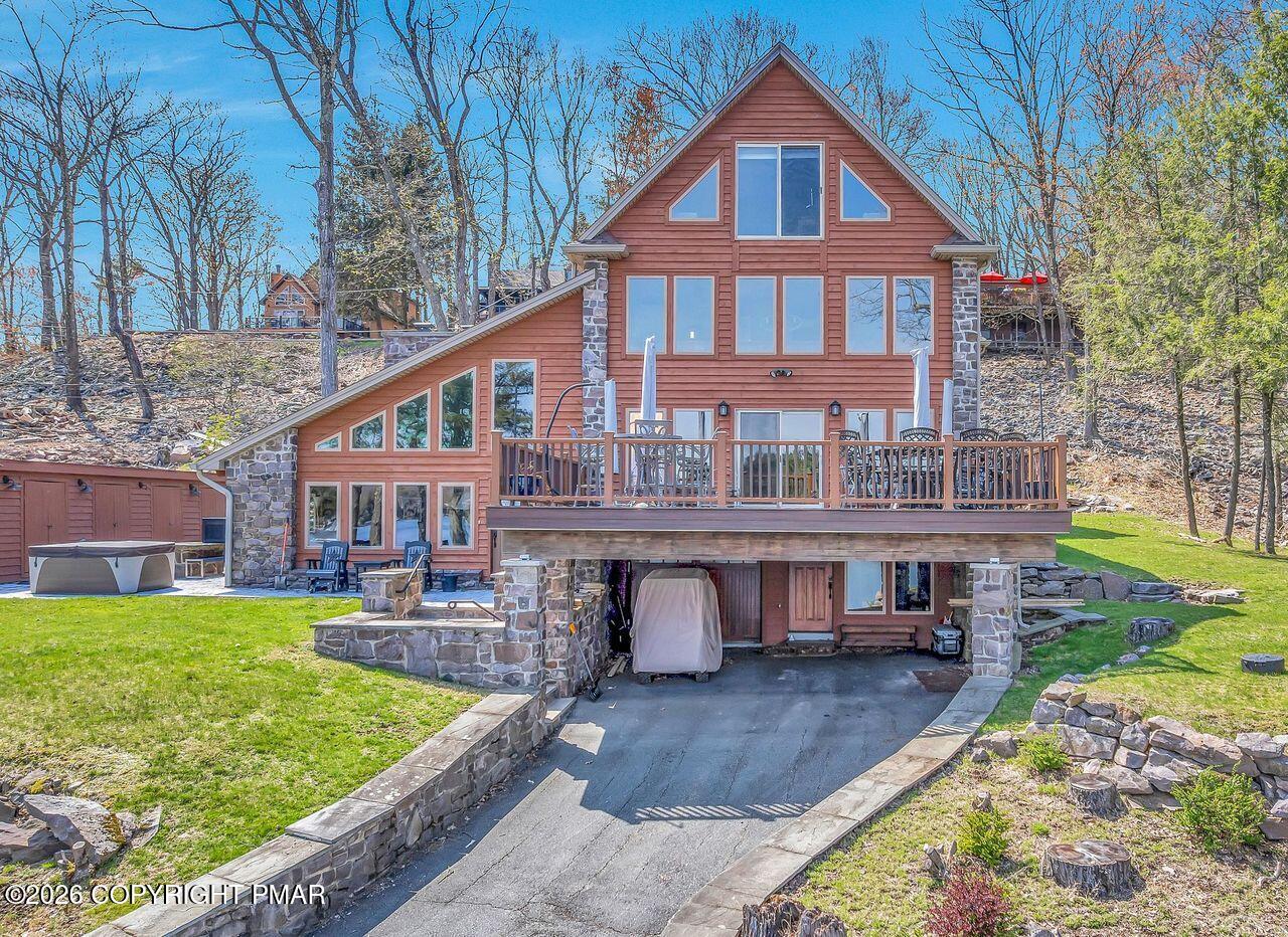 71 Lake Drive