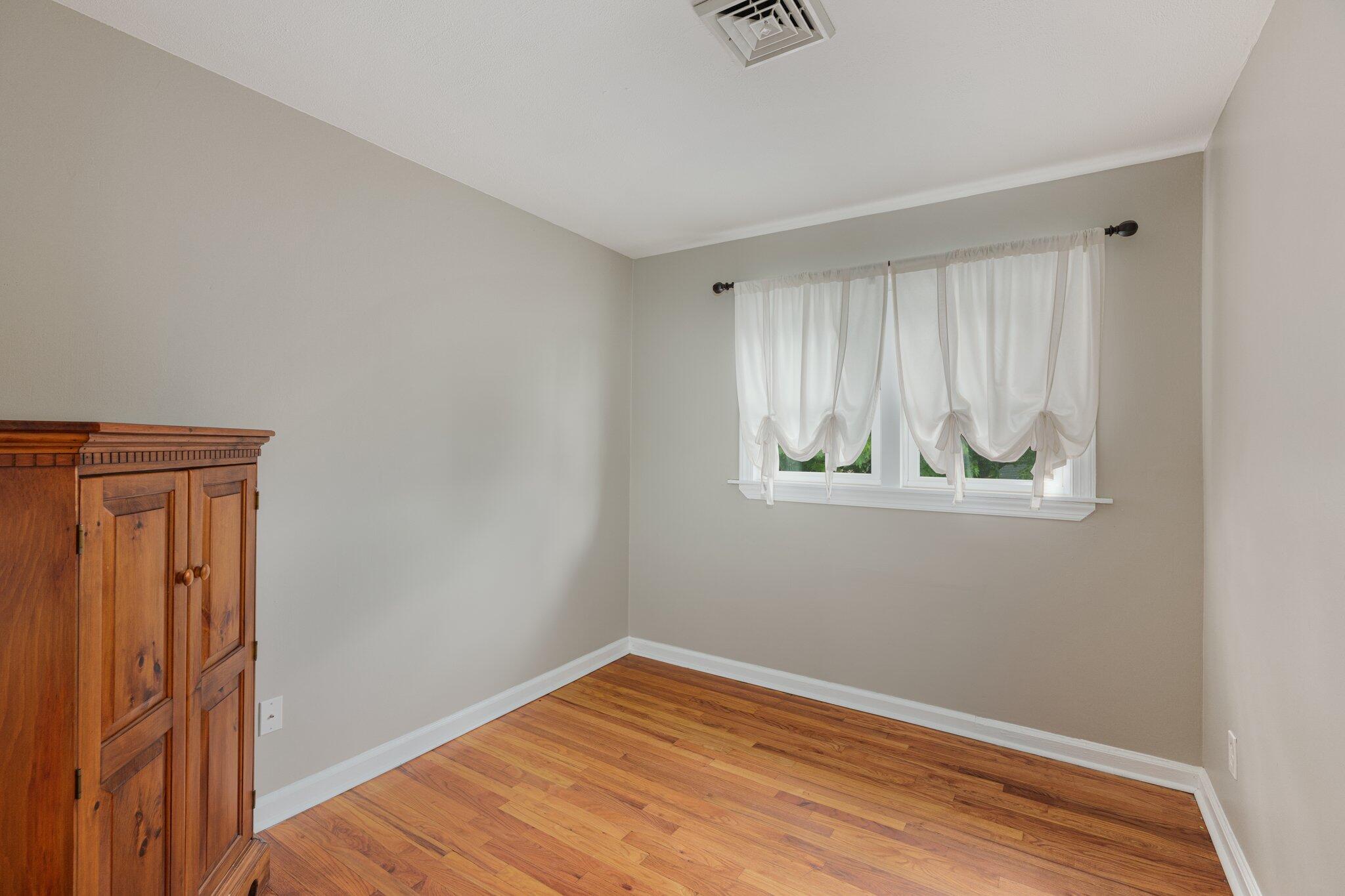 2823 Westminster Road, Bethlehem, Pennsylvania image 32