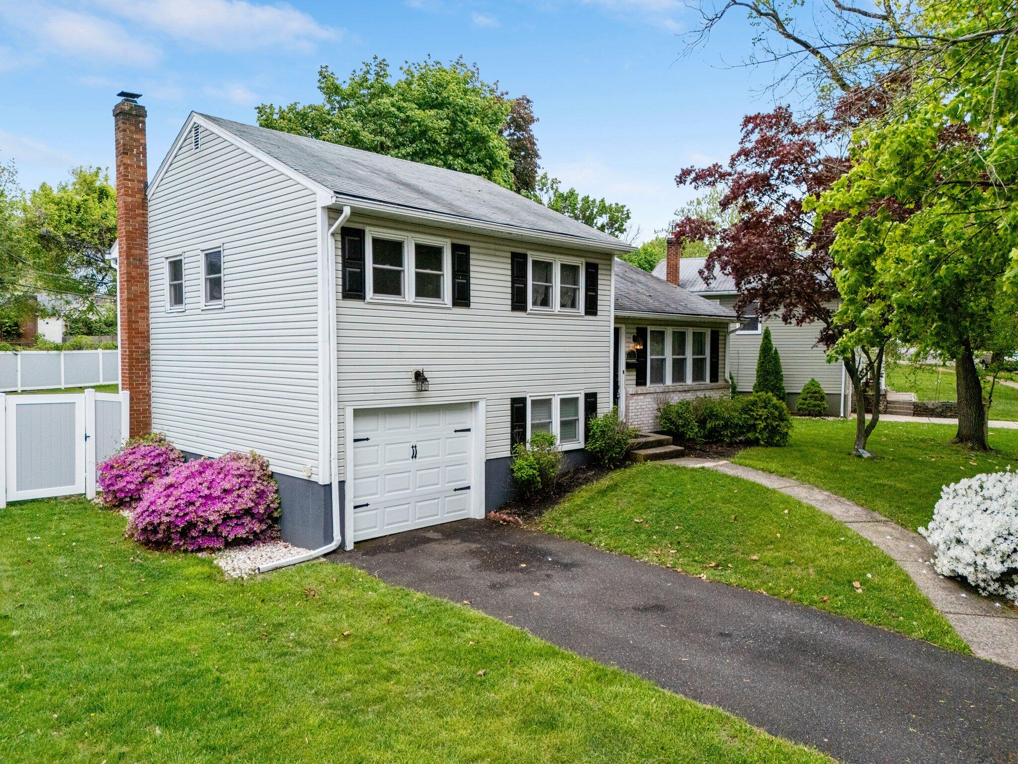 2823 Westminster Road, Bethlehem, Pennsylvania image 4