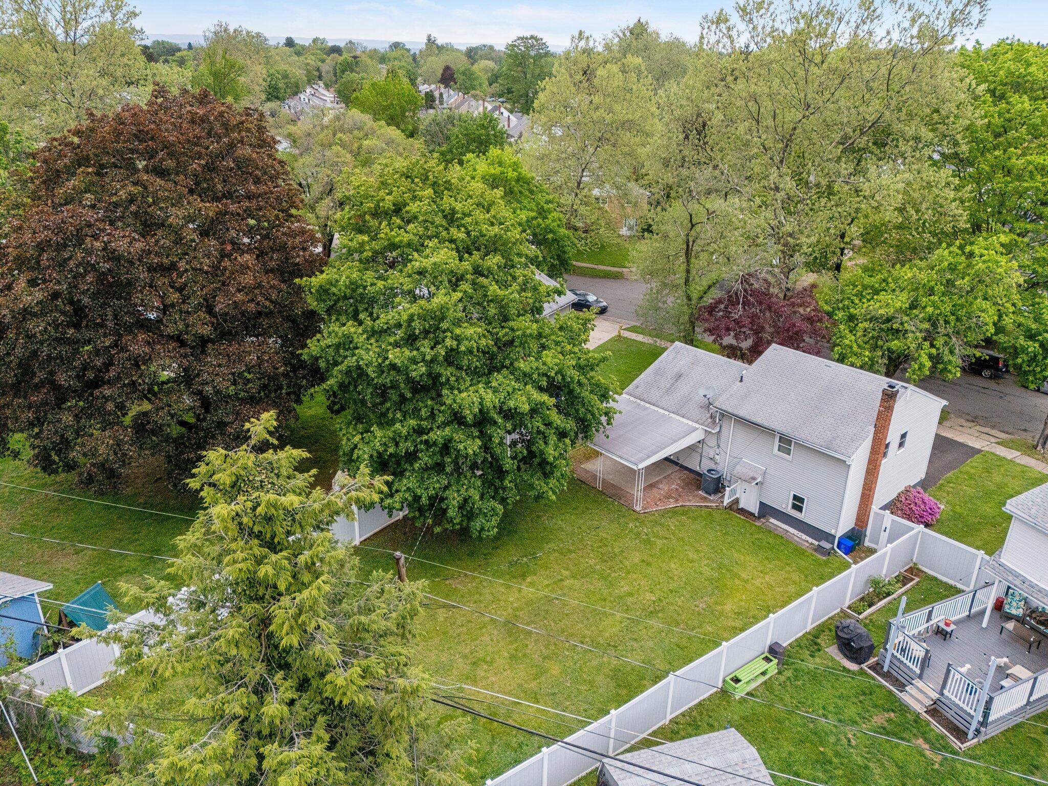 2823 Westminster Road, Bethlehem, Pennsylvania image 9