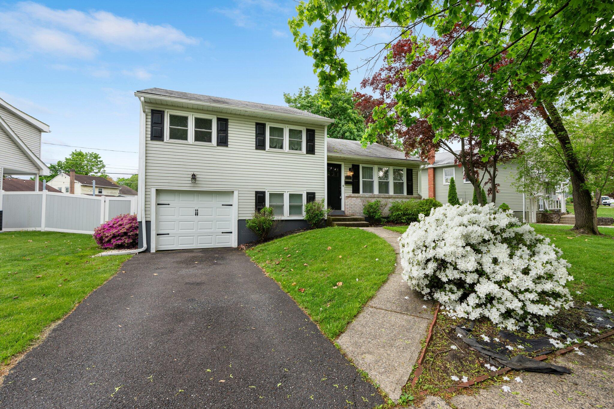 2823 Westminster Road, Bethlehem, Pennsylvania image 1