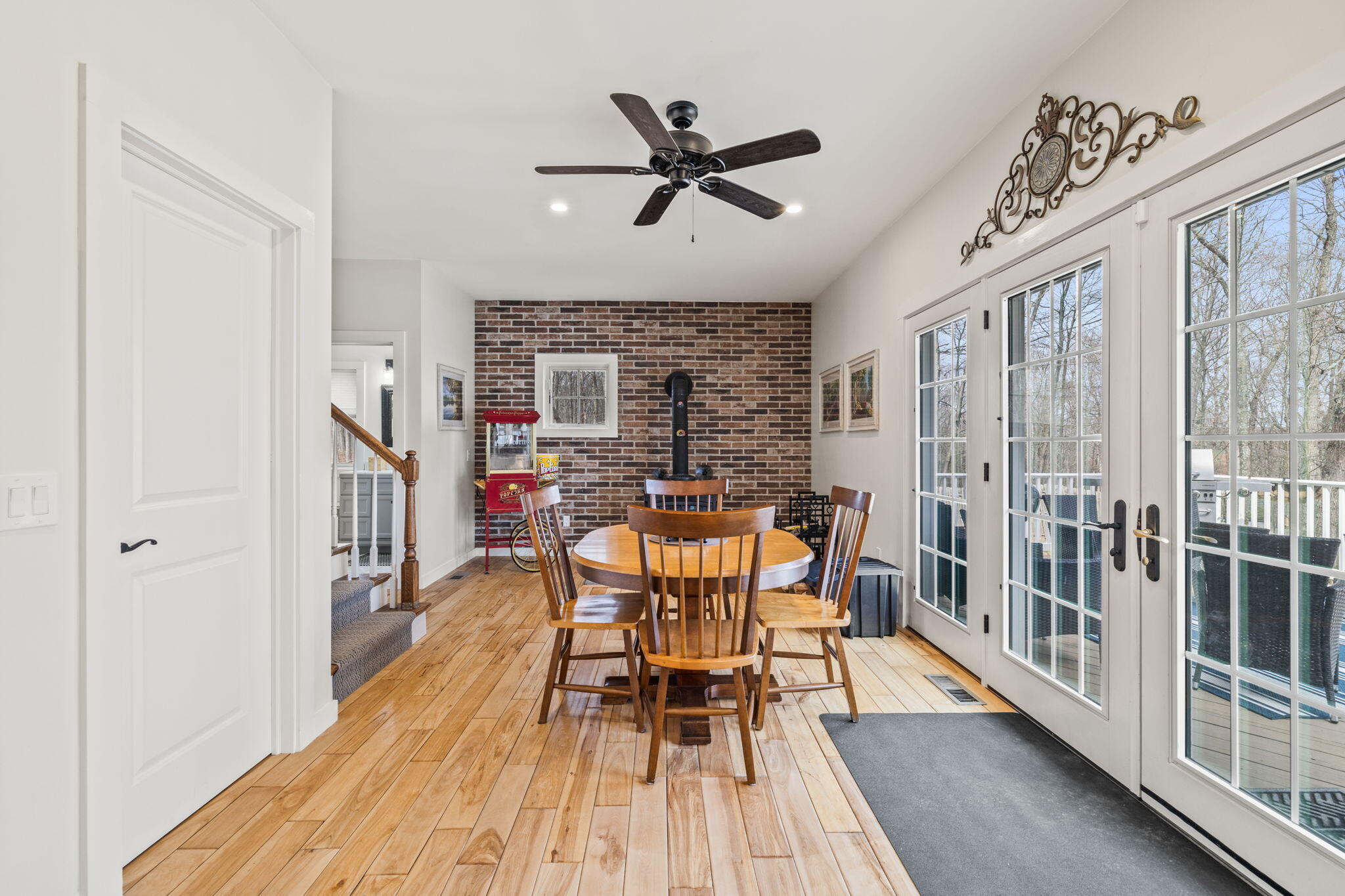 711 Pine Hill Road, East Stroudsburg, Pennsylvania image 27