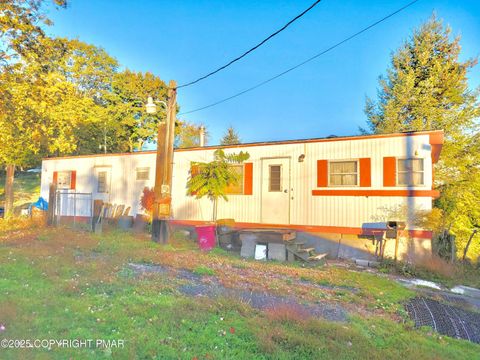 Homes For Sale - 602 Shawnee Street<br/> Northampton County, Roseto, PA 18013