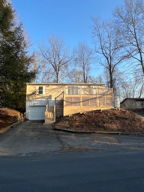 157 Pinewood Drive, East Stroudsburg, Pennsylvania image 1