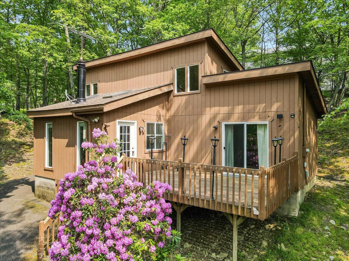 5015 Woodbridge Drive, Bushkill, Pennsylvania image 4