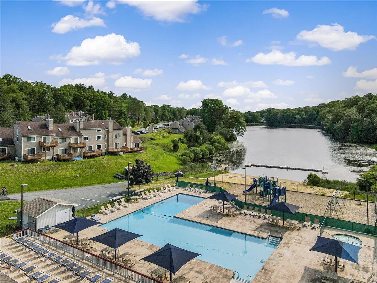 5015 Woodbridge Drive, Bushkill, Pennsylvania image 28