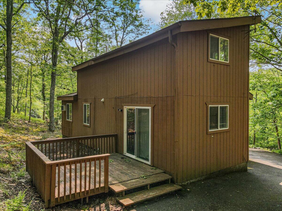 5015 Woodbridge Drive, Bushkill, Pennsylvania image 20