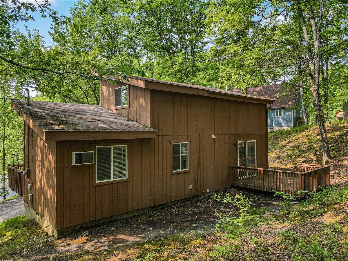 5015 Woodbridge Drive, Bushkill, Pennsylvania image 21