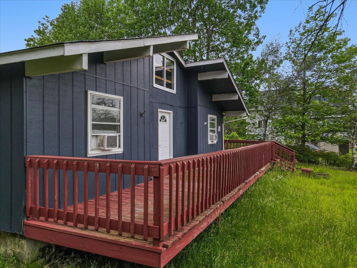 725 Clearview Drive, Long Pond, Pennsylvania image 2