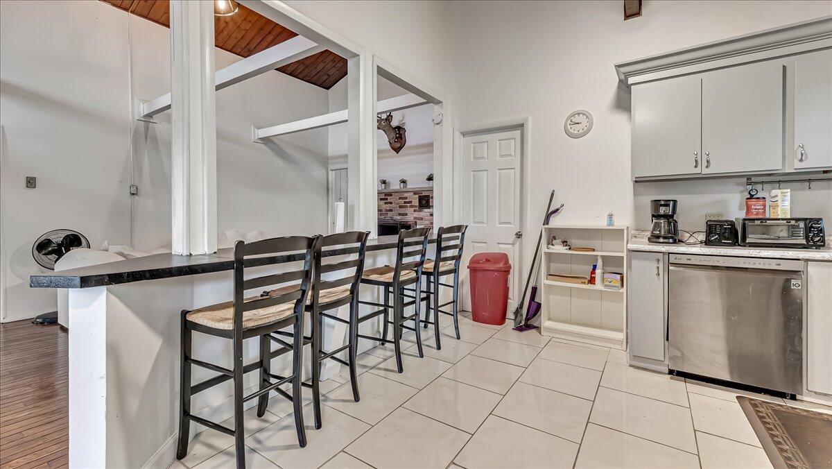 725 Clearview Drive, Long Pond, Pennsylvania image 18
