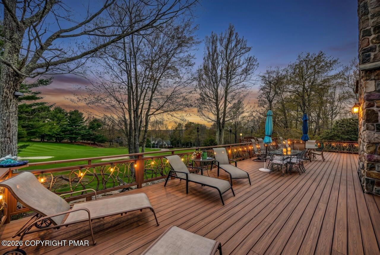 18 Hazelwood Drive