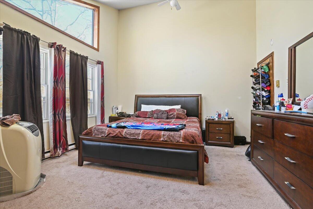 210 Oakenshield Drive, Tamiment, Pennsylvania image 22