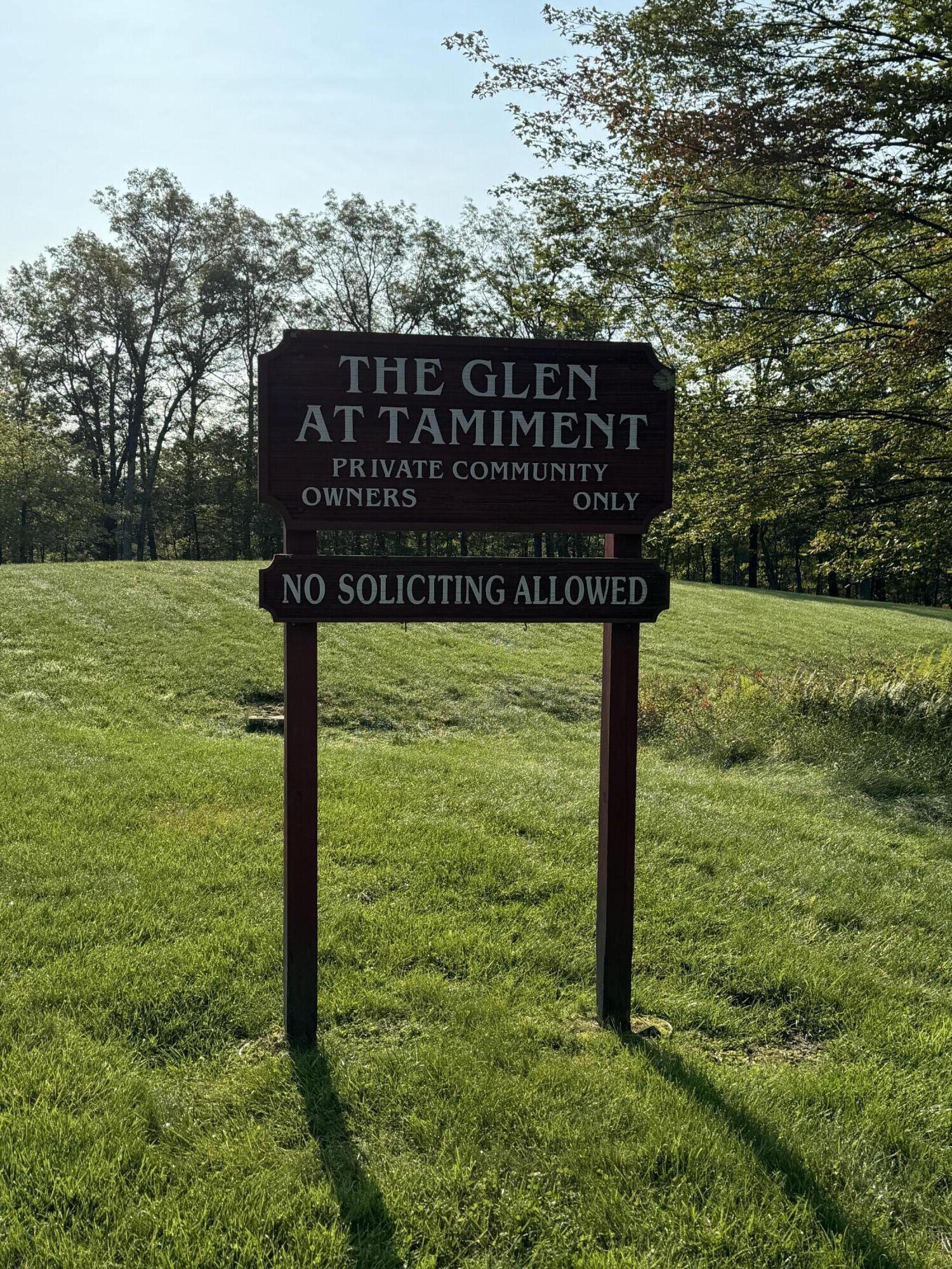 210 Oakenshield Drive, Tamiment, Pennsylvania image 31