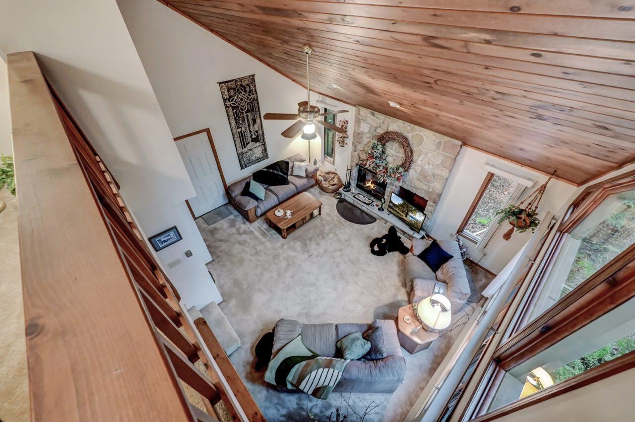 11 Dickey Mew, Albrightsville, Pennsylvania image 39