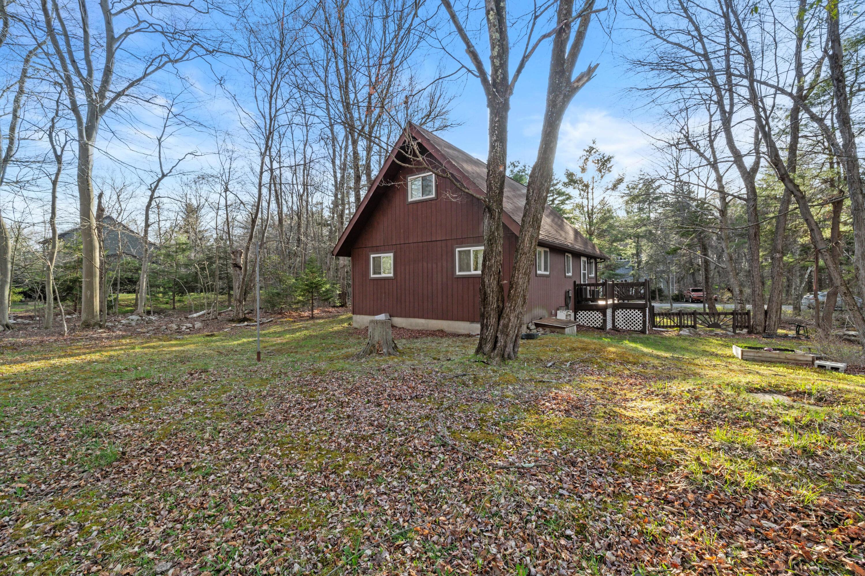521 Cayuga Drive, Tobyhanna, Pennsylvania image 4