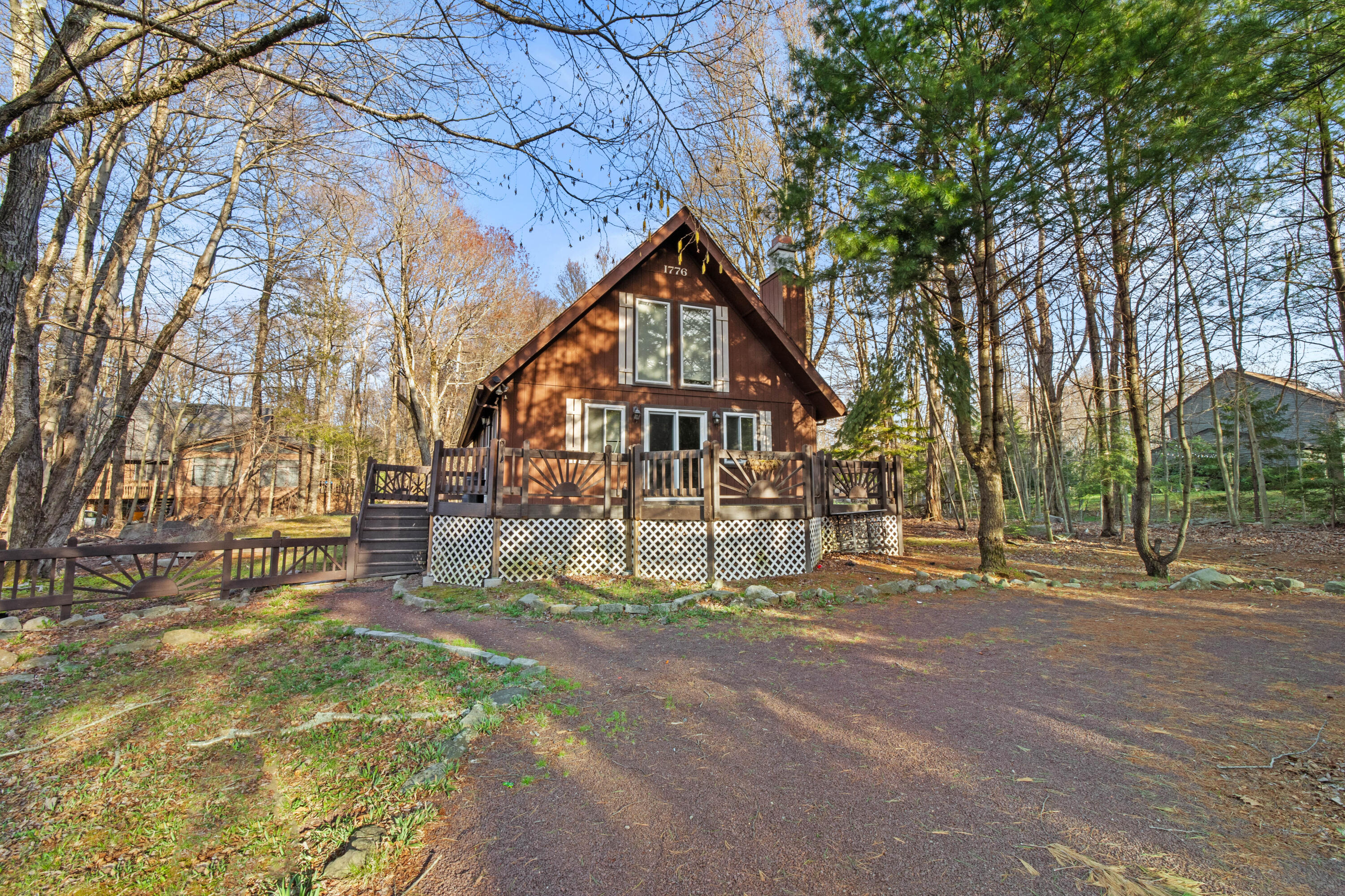 521 Cayuga Drive, Tobyhanna, Pennsylvania image 1