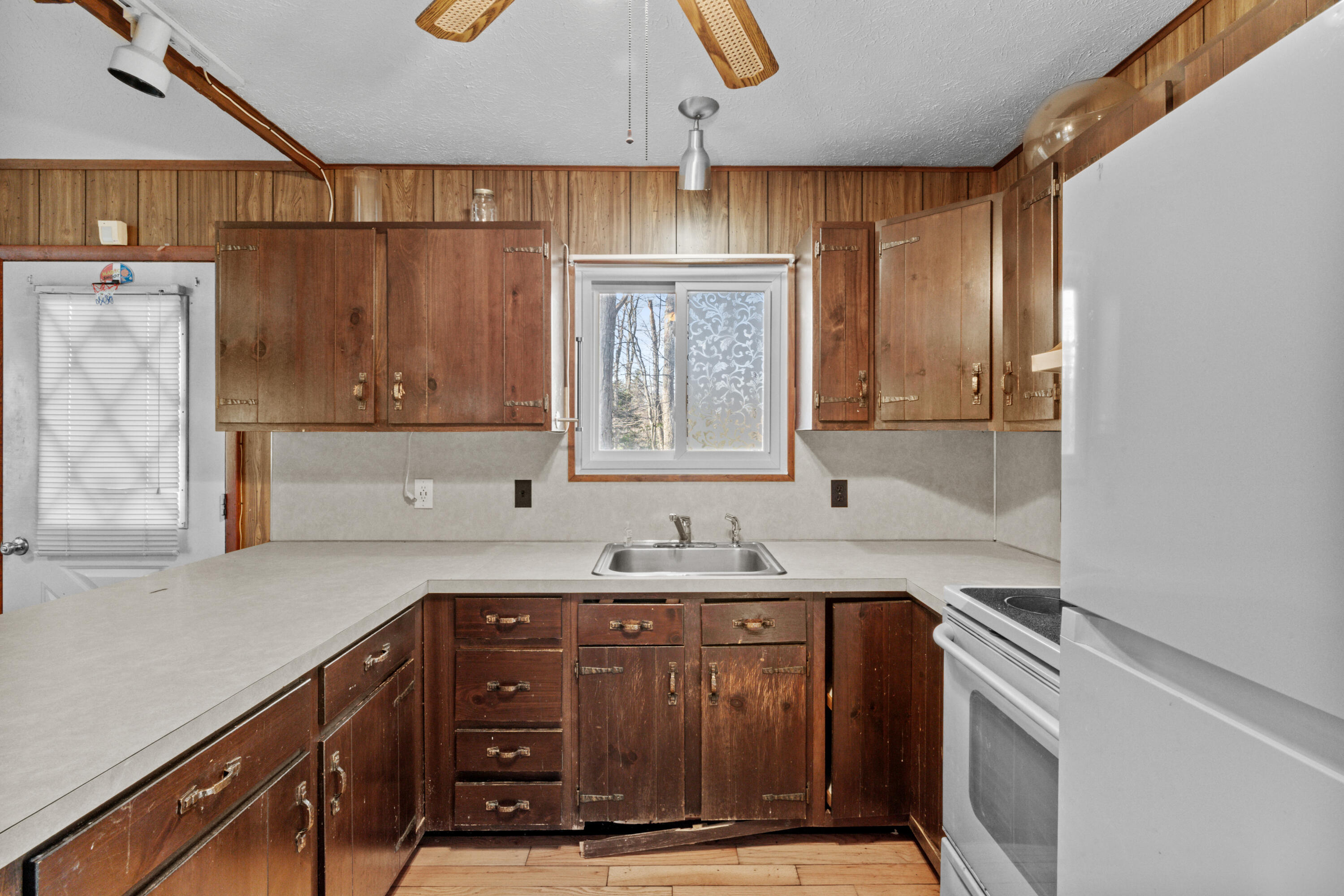 521 Cayuga Drive, Tobyhanna, Pennsylvania image 11