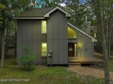 Homes For Sale - 95 Telemark<br/> Lake Harmony, PA 18624