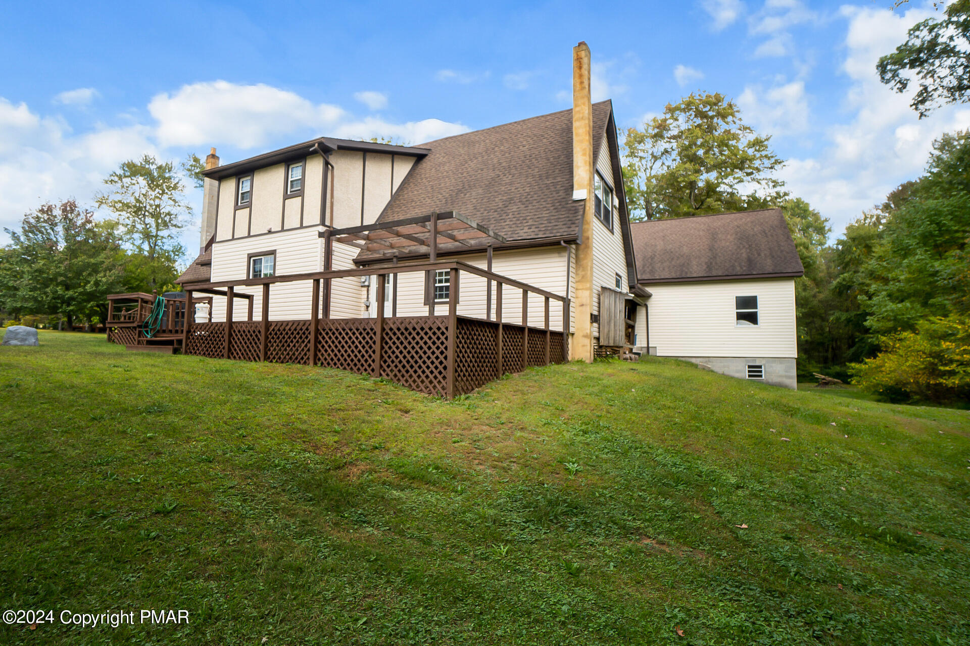 115 Pine Cove Court, Lehighton, Pennsylvania image 4