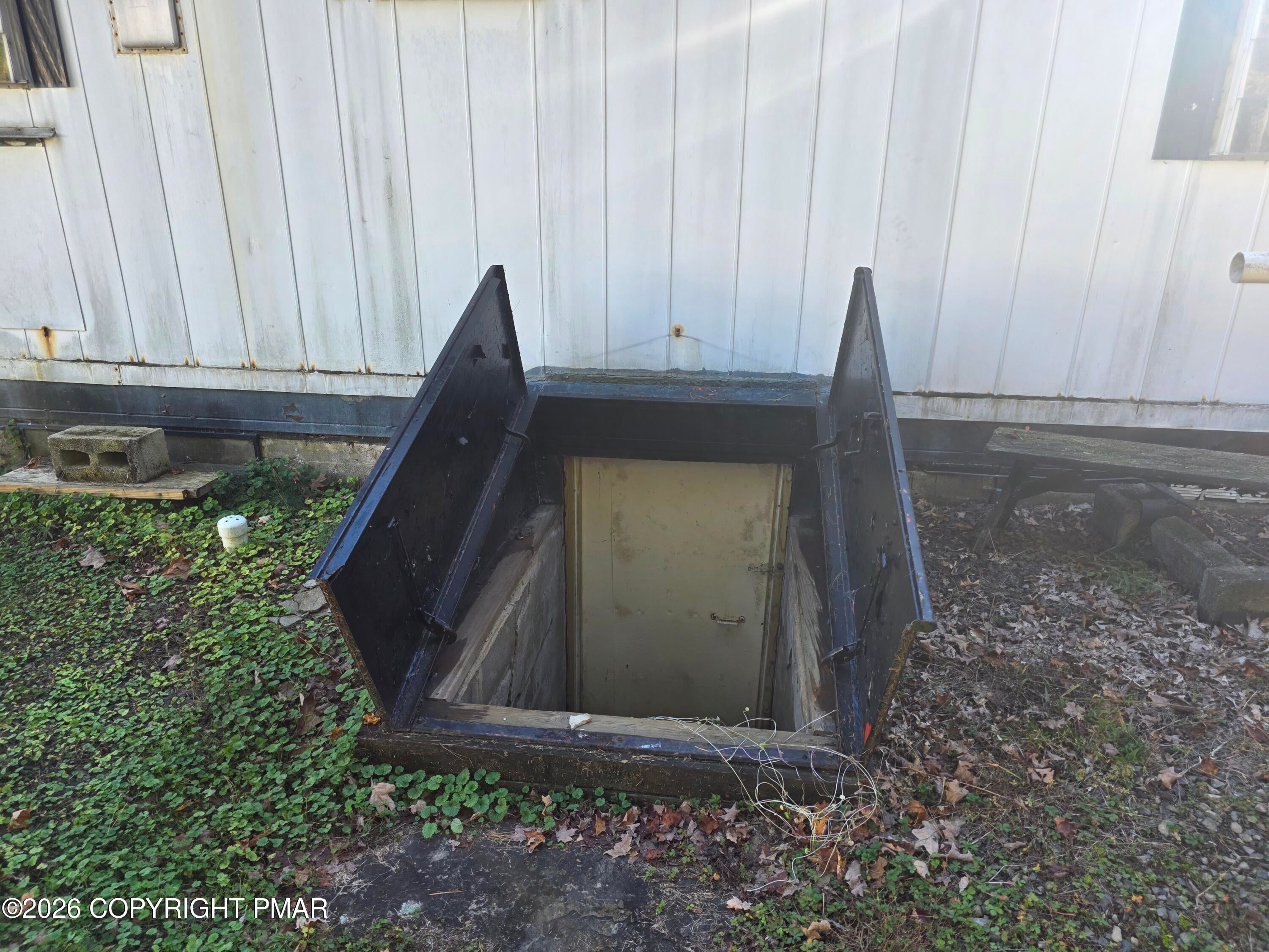 111 Garris Place