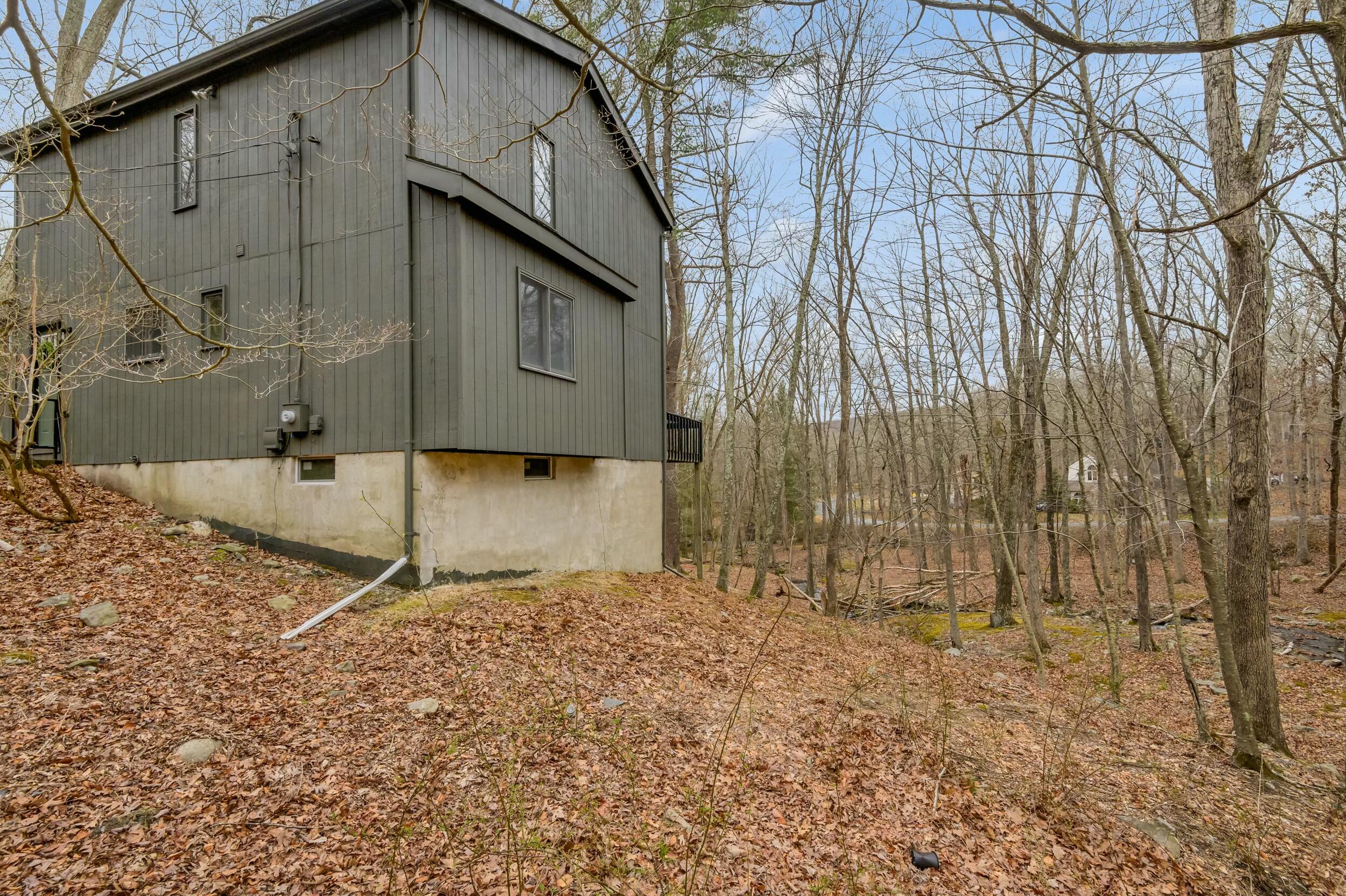 297 Brentwood Drive, Bushkill, Pennsylvania image 6