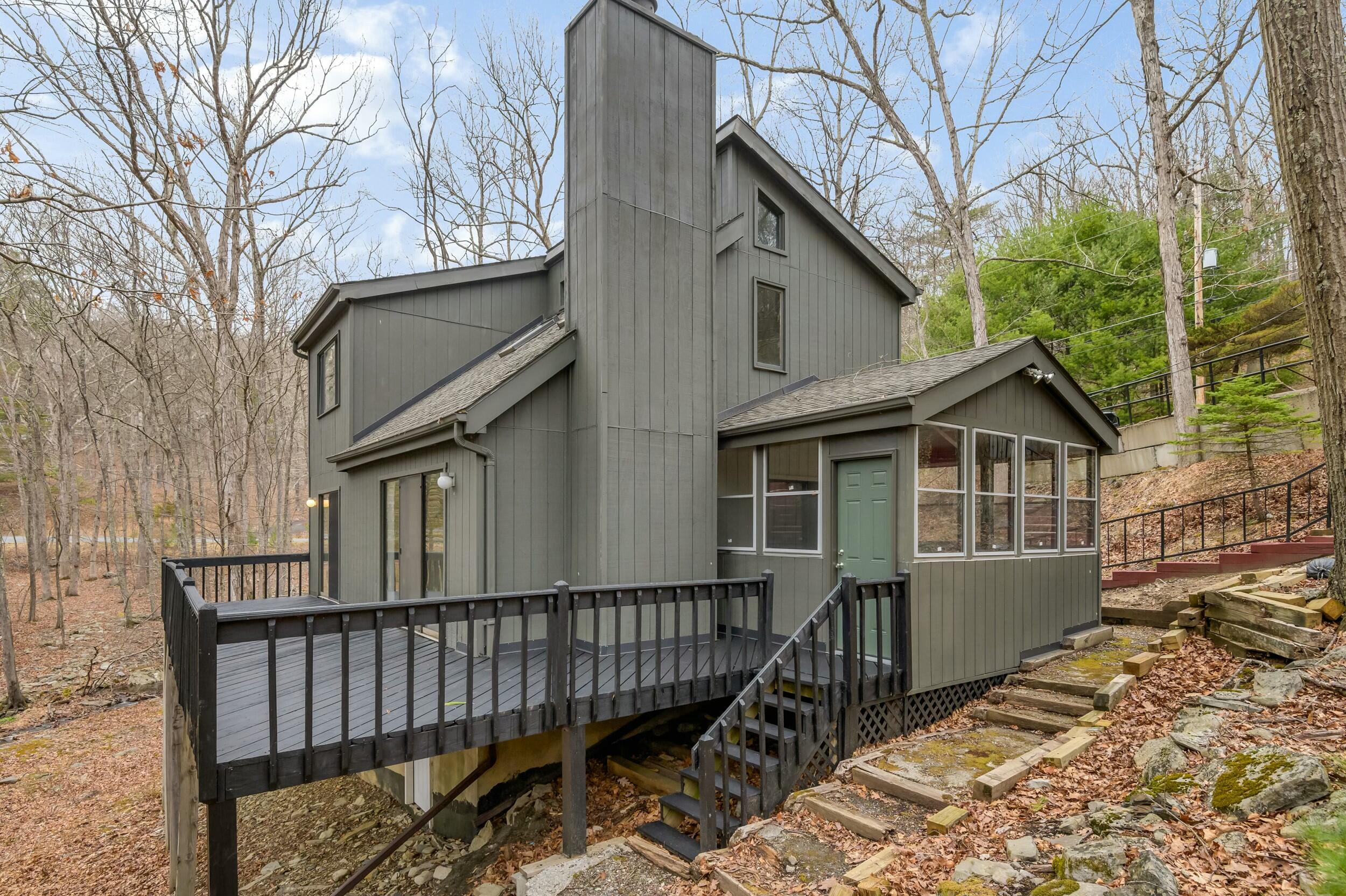 297 Brentwood Drive, Bushkill, Pennsylvania image 4