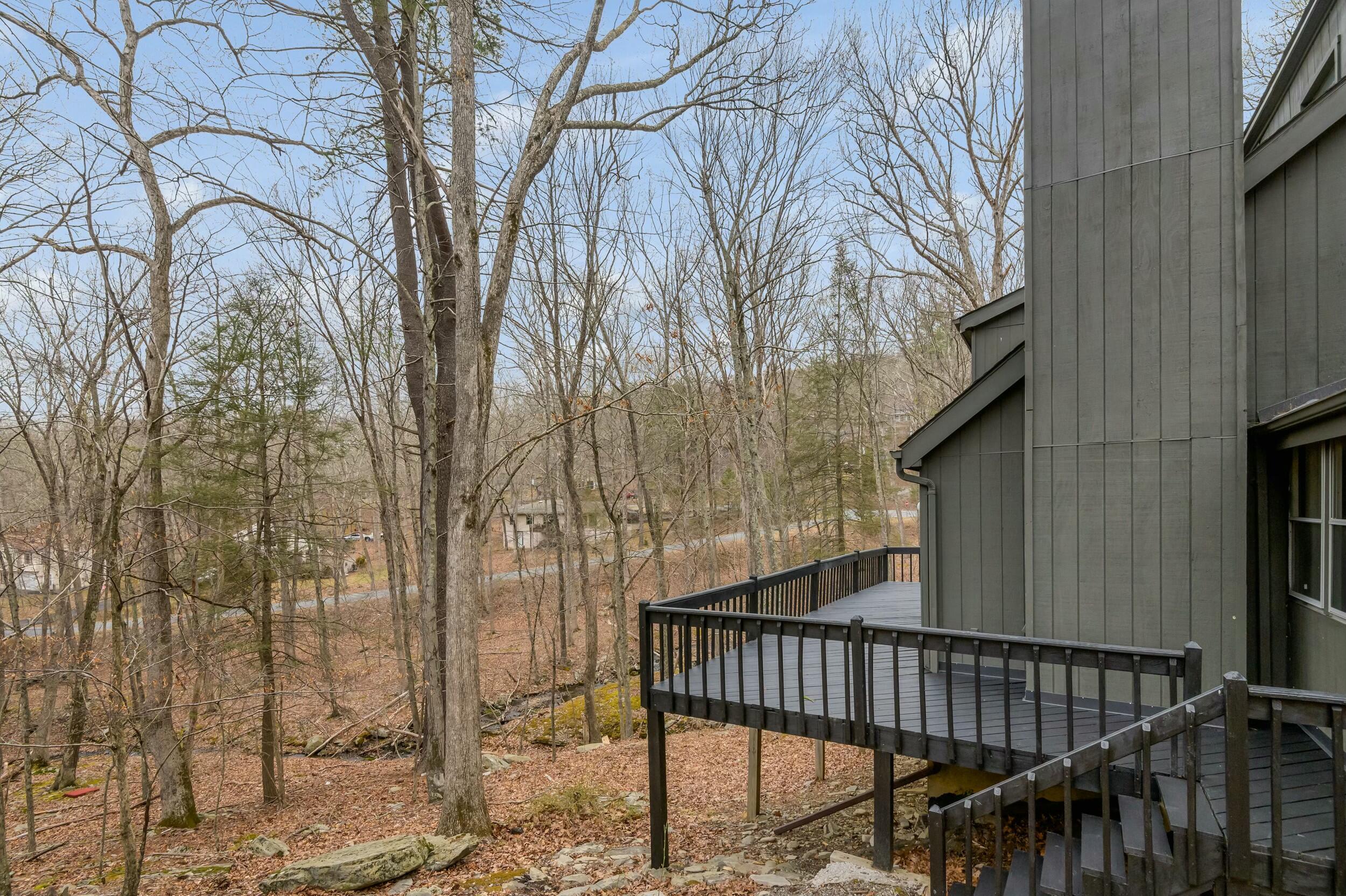 297 Brentwood Drive, Bushkill, Pennsylvania image 3