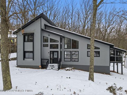 2260 Apley Court Bushkill PA 18324