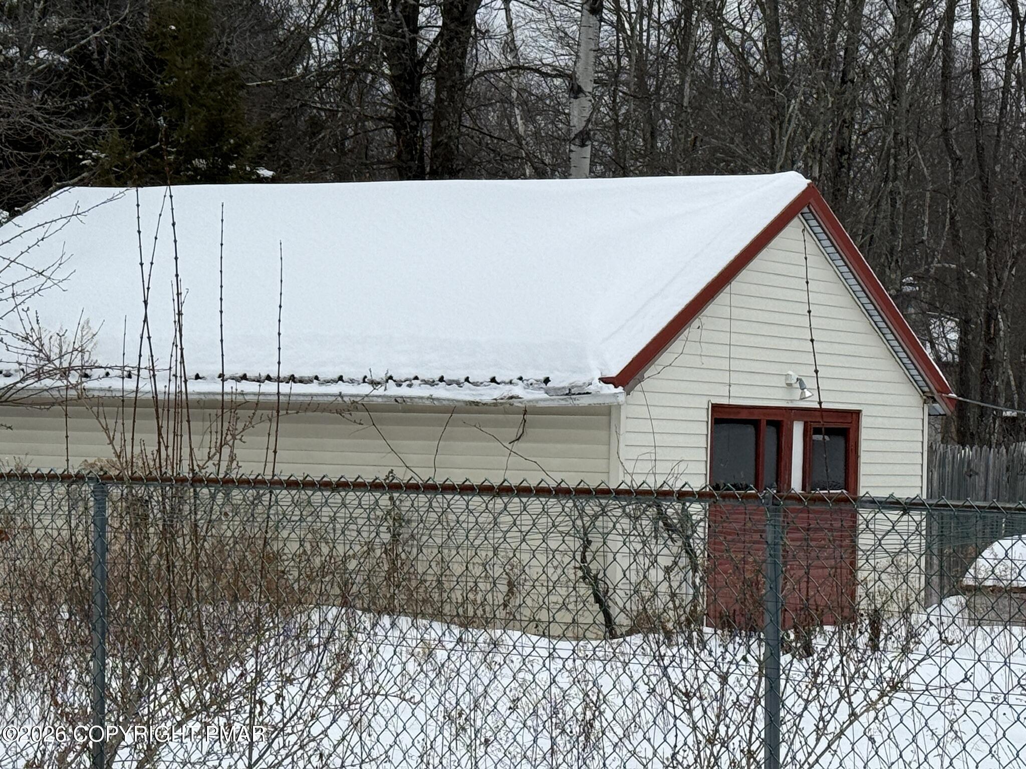 7639 Lake Shore Drive