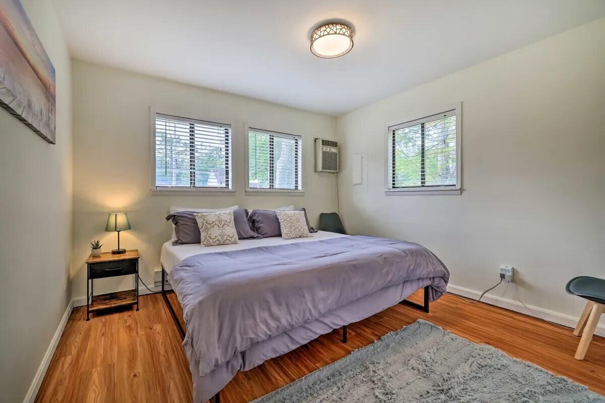 542 Country Place Drive